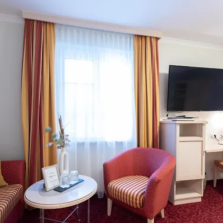 Schliefauhof 3*