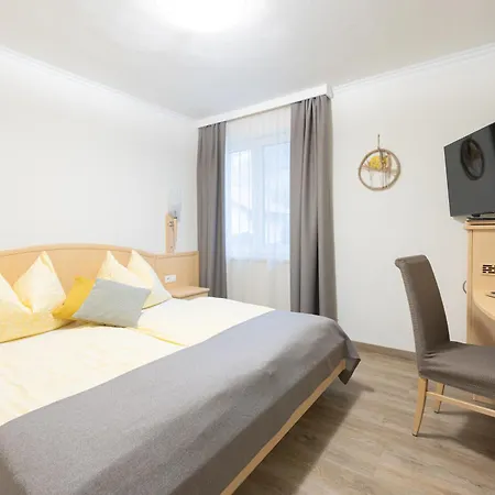 Schliefauhof 3* Randegg